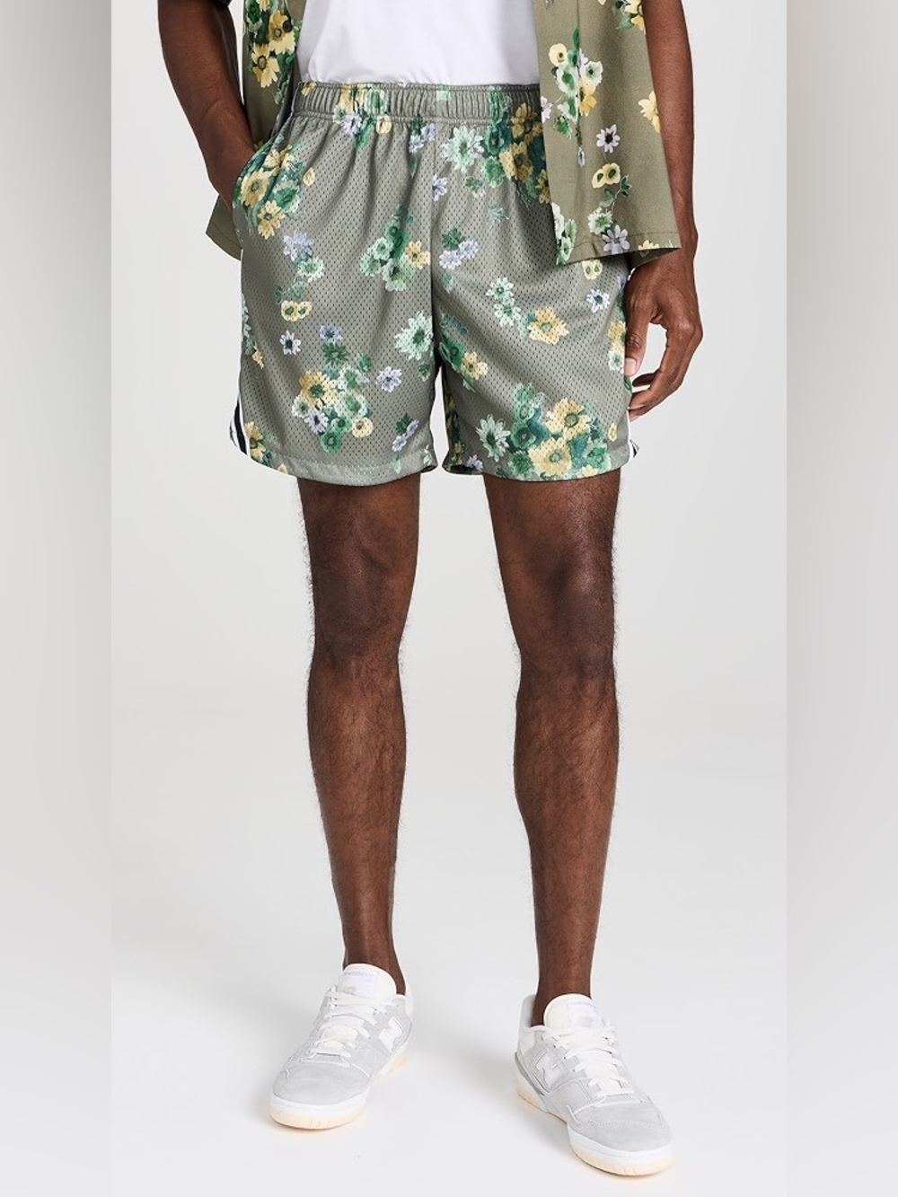 John Elliott Rivalry Straight Mesh Shorts Floral 6” Olive Green
